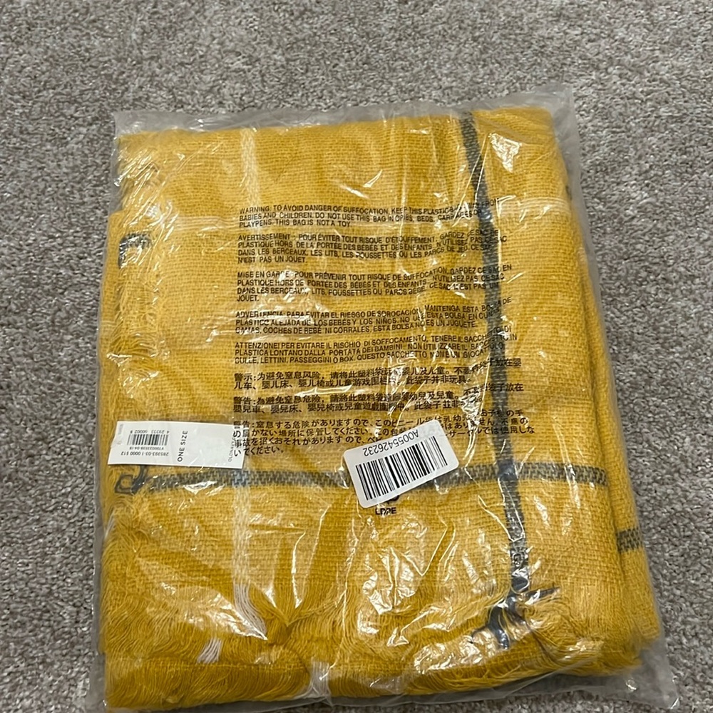 NWT Old Navy Scarf
